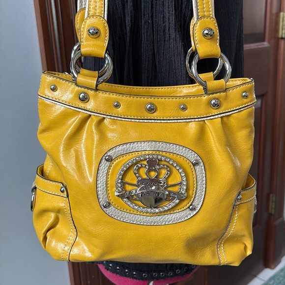 Kathy Van Zeeland  shoulder bag  goldenrod  amazing hardware/rhinestones & studs - Picture 1 of 17